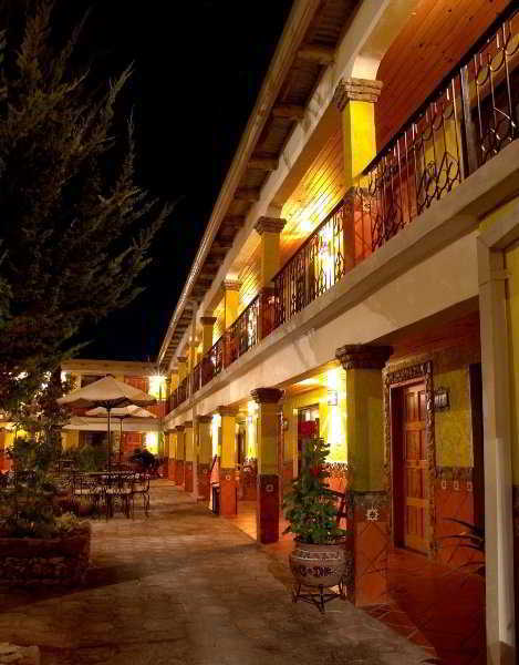 Plaza Mexicana Margarita'S Creel Kültér fotó