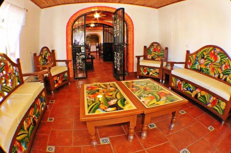 Plaza Mexicana Margarita'S Creel Kültér fotó